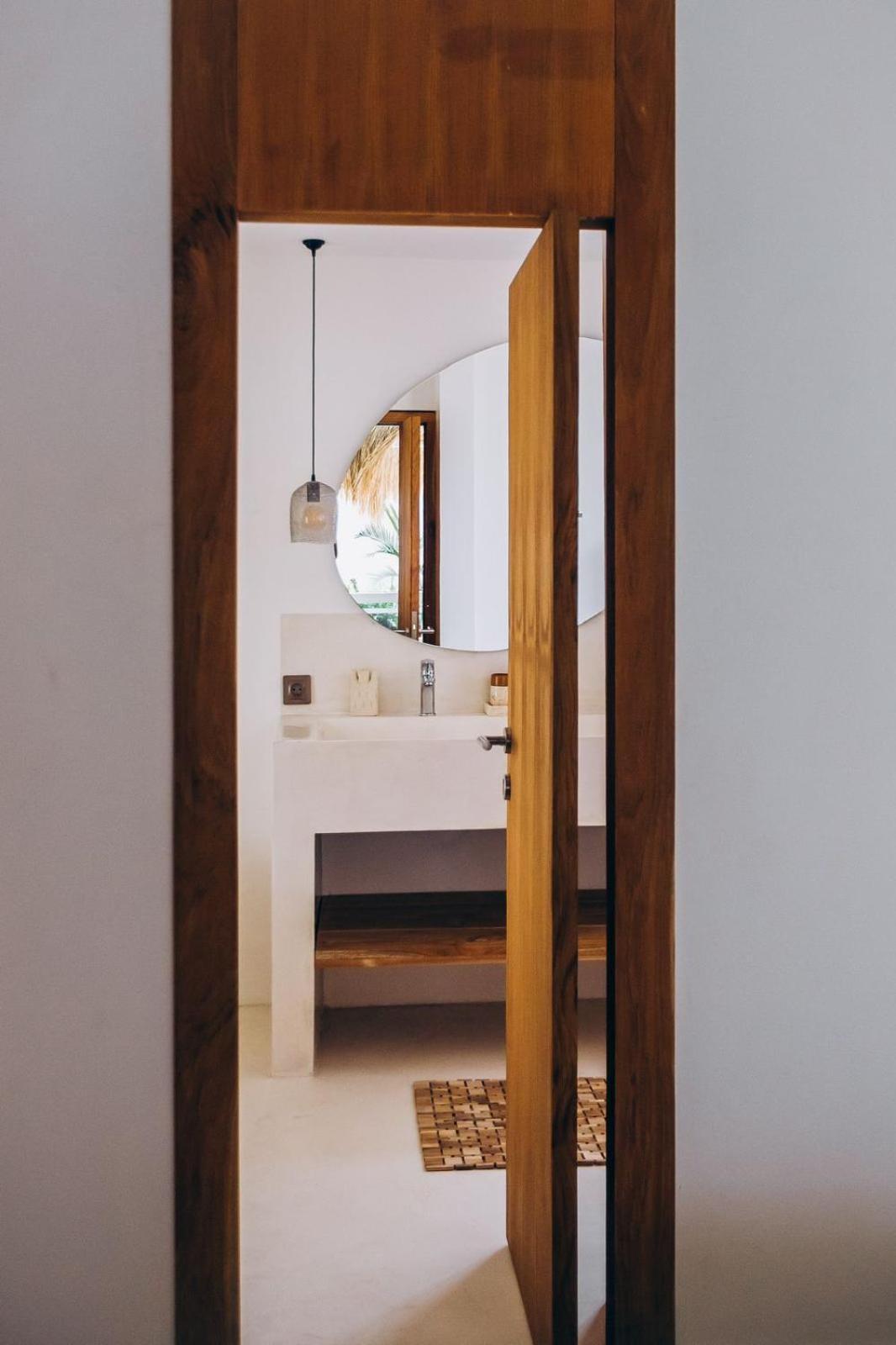 הוילה Turan Casa Auri Seminyak מראה חיצוני תמונה