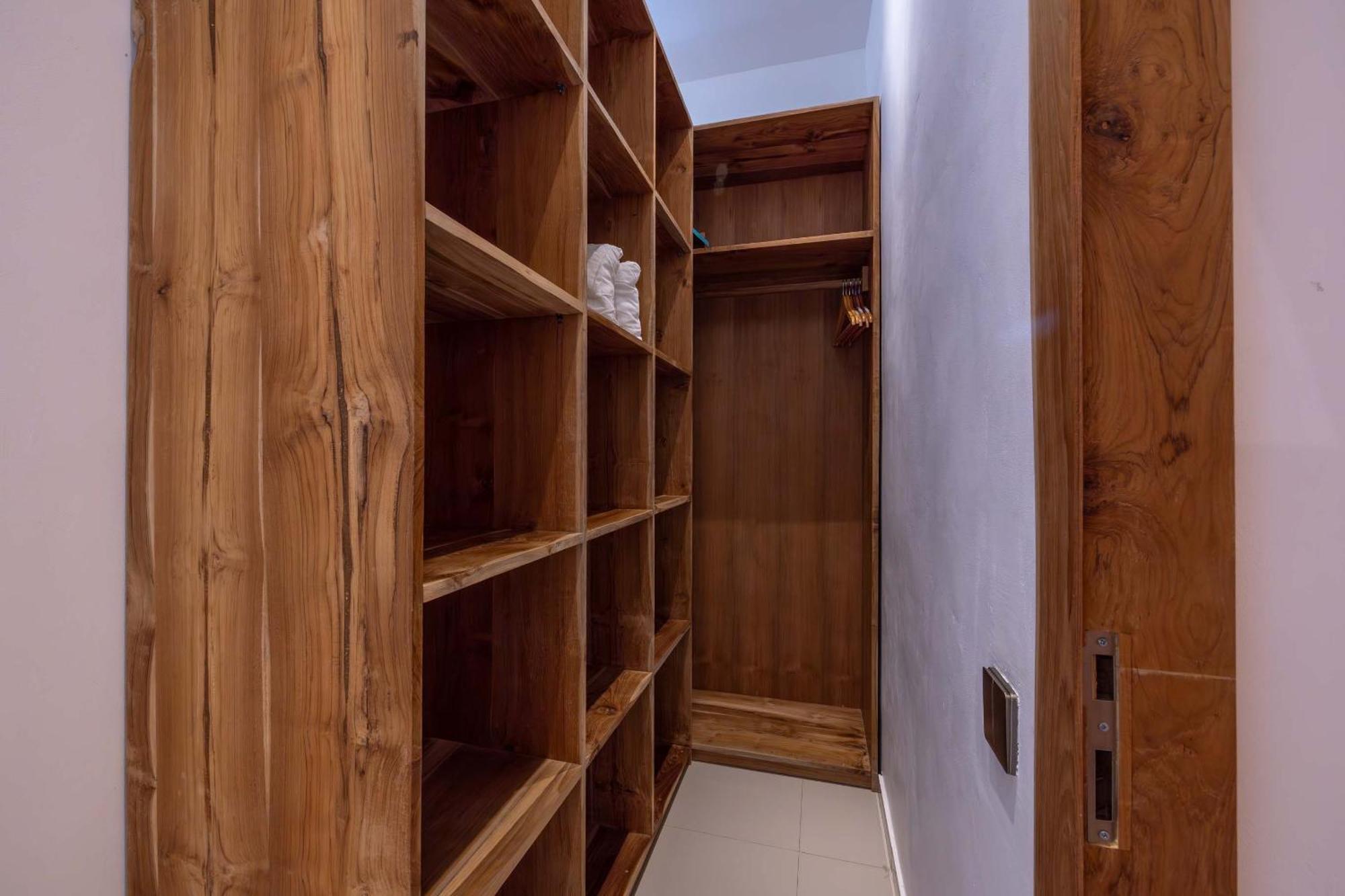 הוילה Turan Casa Auri Seminyak מראה חיצוני תמונה